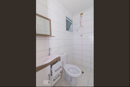 Banheiro de apartamento para alugar com 1 quarto, 31m² em Vila Gustavo, São Paulo