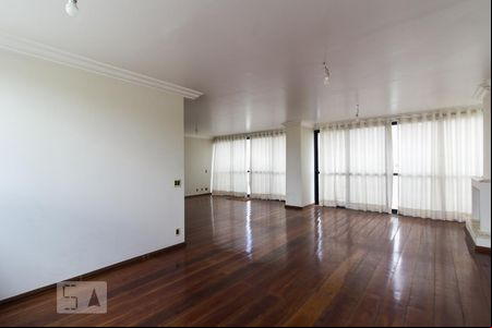 Sala de apartamento para alugar com 4 quartos, 500m² em Jardim Faculdade, Sorocaba