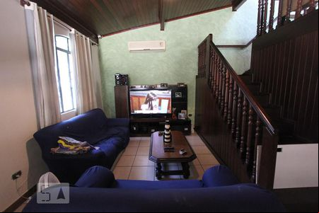 Sala de casa à venda com 5 quartos, 480m² em Anil, Rio de Janeiro