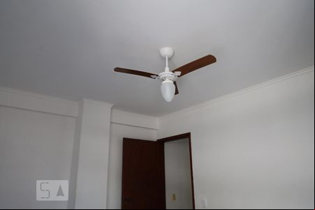 Quarto de apartamento para alugar com 1 quarto, 40m² em Cachoeira do Bom Jesus, Florianópolis