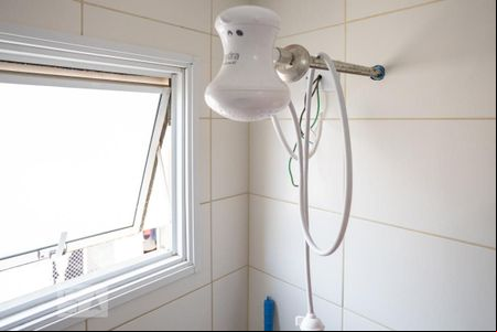 Banheiro de apartamento à venda com 2 quartos, 57m² em Conceicao, Osasco