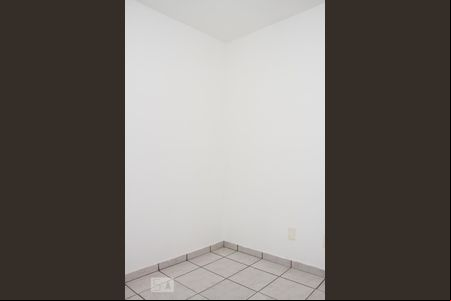 Quarto 01 de apartamento para alugar com 3 quartos, 76m² em Quintino Bocaiuva, Rio de Janeiro