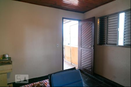 Quarto 1 de casa para alugar com 2 quartos, 220m² em Jardim Terezopolis, Guarulhos