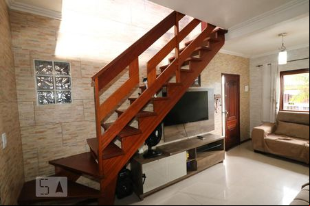 Sala 1 de casa à venda com 4 quartos, 72m² em o das Pedras, Porto Alegre