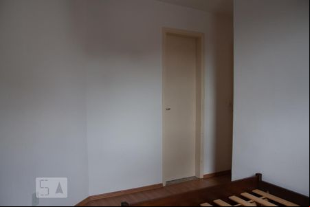 Apartamento para alugar com 2 quartos, 47m² em Vila Trinta E Um de Março, Campinas