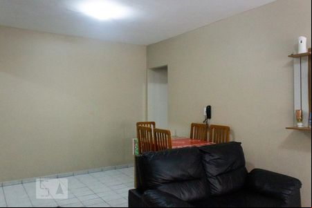 Sala de apartamento para alugar com 1 quarto, 70m² em Guilhermina, Praia Grande