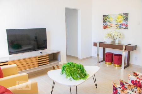 Sala de apartamento para alugar com 2 quartos, 100m² em Barra, Salvador