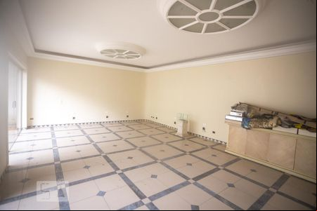 Sala de estar de casa à venda com 8 quartos, 900m² em Santa Terezinha, São Bernardo do Campo