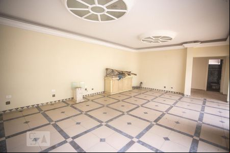 Sala de estar de casa à venda com 8 quartos, 900m² em Santa Terezinha, São Bernardo do Campo