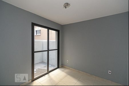 Quarto de apartamento à venda com 1 quarto, 44m² em Farroupilha, Porto Alegre