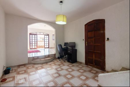 Sala de casa para alugar com 3 quartos, 260m² em Cidade das Flores, Osasco