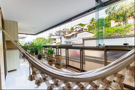 Varanda Sala de apartamento para alugar com 4 quartos, 173m² em Piratininga, Niterói