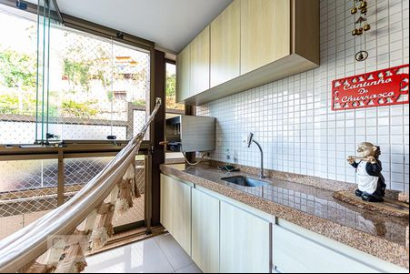 Varanda Sala de apartamento para alugar com 4 quartos, 173m² em Piratininga, Niterói