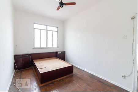 Quarto 1 de casa para alugar com 2 quartos, 120m² em Madureira, Rio de Janeiro