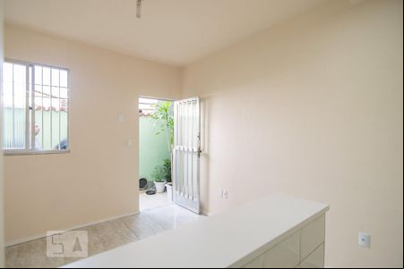 Sala de kitnet/studio à venda com 0 quarto, 25m² em Praça Seca, Rio de Janeiro