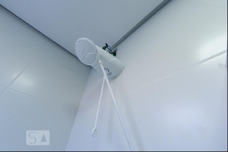 Banheiro social de apartamento para alugar com 2 quartos, 80m² em Ingleses do Rio Vermelho, Florianópolis