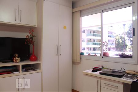 Quarto 1 de apartamento para alugar com 4 quartos, 120m² em Freguesia (jacarepaguá), Rio de Janeiro