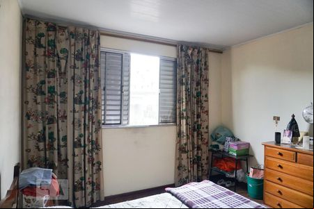 Casa 1 - Quarto de casa à venda com 3 quartos, 200m² em Vila Euthalia, São Paulo