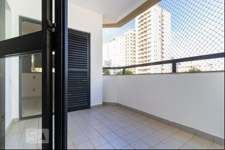 Sacada da sala e do quarto 2 de apartamento à venda com 3 quartos, 105m² em Cambuí, Campinas