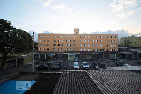 Vista do Quarto 1 de apartamento para alugar com 2 quartos, 45m² em Conjunto Residencial José Bonifácio, São Paulo