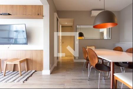 Sala de apartamento para alugar com 2 quartos, 79m² em Vila Nova Conceição, São Paulo