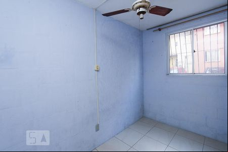 QUARTO 1 de apartamento para alugar com 2 quartos, 49m² em Mario Quintana, Porto Alegre