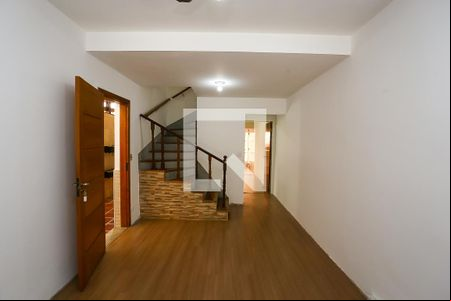 Sala de casa à venda com 4 quartos, 132m² em Jardim Vazani, São Paulo