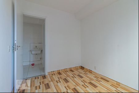 Quarto 1 de apartamento para alugar com 2 quartos, 34m² em Parque São Vicente, Santo André