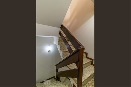 Escada de casa de condomínio à venda com 3 quartos, 150m² em Pechincha, Rio de Janeiro