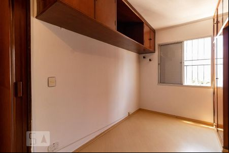 Quarto 1 de apartamento para alugar com 2 quartos, 50m² em Jardim Vergueiro (sacomã), São Paulo