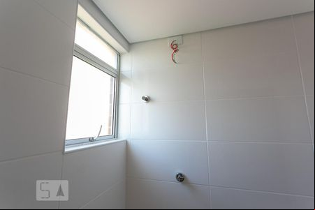 Banheiro da Suíte 1 de apartamento para alugar com 2 quartos, 113m² em Santa Efigênia, Belo Horizonte