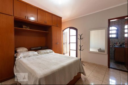 Suíte de casa para alugar com 5 quartos, 125m² em Pestana, Osasco