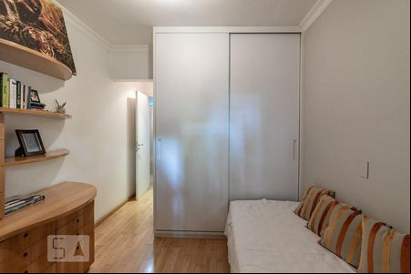 Quarto 1 de apartamento para alugar com 3 quartos, 123m² em Itaim Bibi, São Paulo