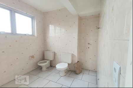 Banheiro de kitnet/studio à venda com 2 quartos, 70m² em Centro, São Leopoldo