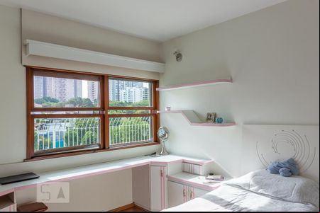 Quarto Suíte de casa à venda com 3 quartos, 344m² em Jardim Maria Adelaide, São Bernardo do Campo