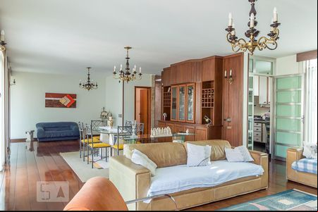 Sala de casa à venda com 3 quartos, 344m² em Jardim Maria Adelaide, São Bernardo do Campo
