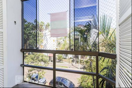 Sacada de apartamento para alugar com 1 quarto, 49m² em Partenon, Porto Alegre