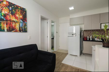 Sala  de apartamento para alugar com 2 quartos, 34m² em Cidade Mãe do Céu, São Paulo
