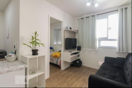 Sala  de apartamento para alugar com 2 quartos, 34m² em Cidade Mãe do Céu, São Paulo