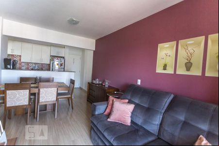 Sala de estar de apartamento para alugar com 3 quartos, 68m² em Vila Gonçalves, São Bernardo do Campo
