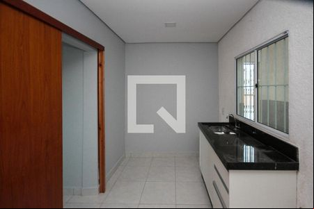 Cozinha de kitnet/studio para alugar com 1 quarto, 33m² em Vila Santa Clara, São Paulo