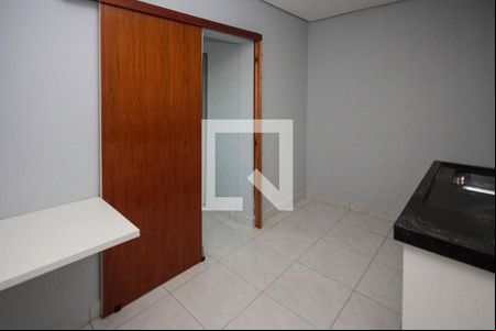 Cozinha de kitnet/studio para alugar com 1 quarto, 33m² em Vila Santa Clara, São Paulo