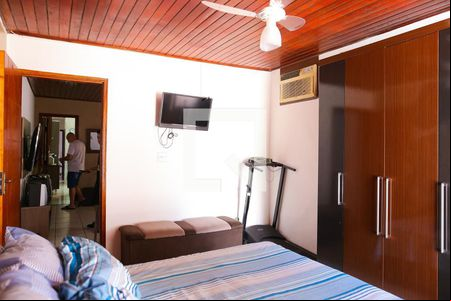 Quarto 1 de casa à venda com 3 quartos, 200m² em Jardim das Maravilhas, Santo André