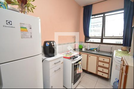 Cozinha de kitnet/studio à venda com 1 quarto, 30m² em Vila São João, Guarulhos