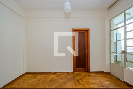 Sala de apartamento para alugar com 1 quarto, 50m² em Centro, Belo Horizonte