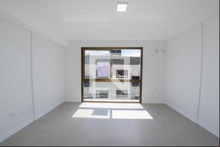 Sala de apartamento para alugar com 1 quarto, 45m² em Carvoeira, Florianópolis