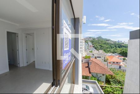 Vista de apartamento para alugar com 1 quarto, 45m² em Carvoeira, Florianópolis