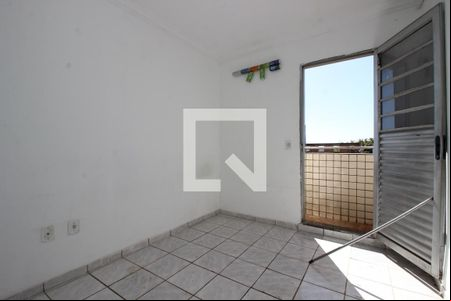 Quarto 2 de apartamento para alugar com 2 quartos, 52m² em Taguatinga Norte (taguatinga), Brasília