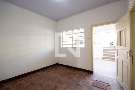 Sala de Estar de casa para alugar com 2 quartos, 65m² em Santo Antônio, Osasco