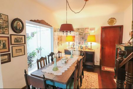 Sala de casa à venda com 3 quartos, 180m² em Jardim Ester Yolanda, São Paulo